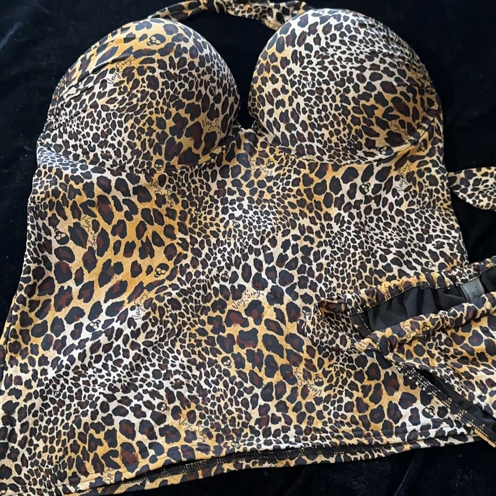Leopard Print tankini top & Bikini Bottons size M